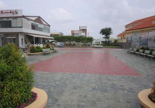 san-cau-long-khu-can-ho-chung-cu-le-thanh-khub